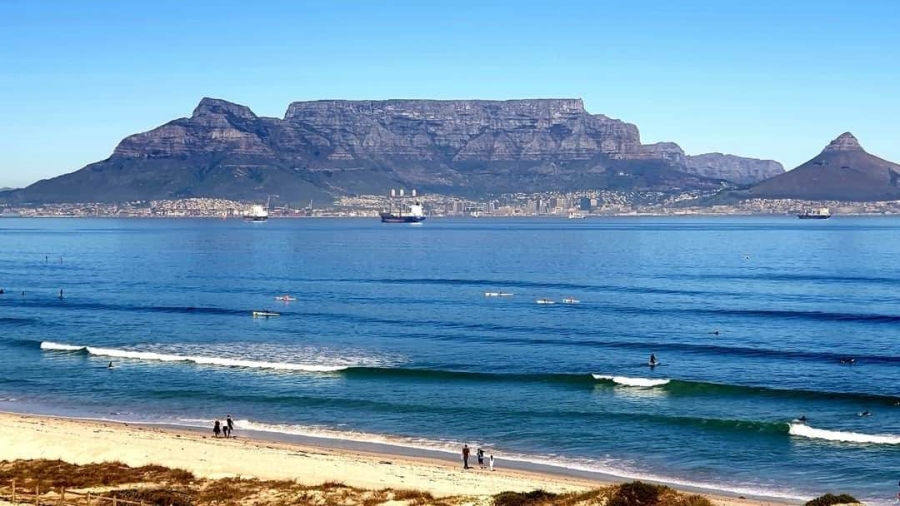 2 Bedroom Property for Sale in Beachfront Western Cape
